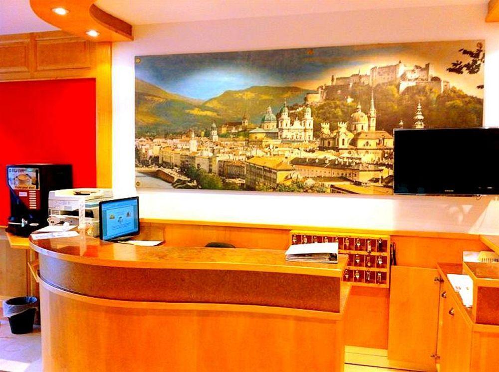 Drei Kreuz - Self Check In Hotel