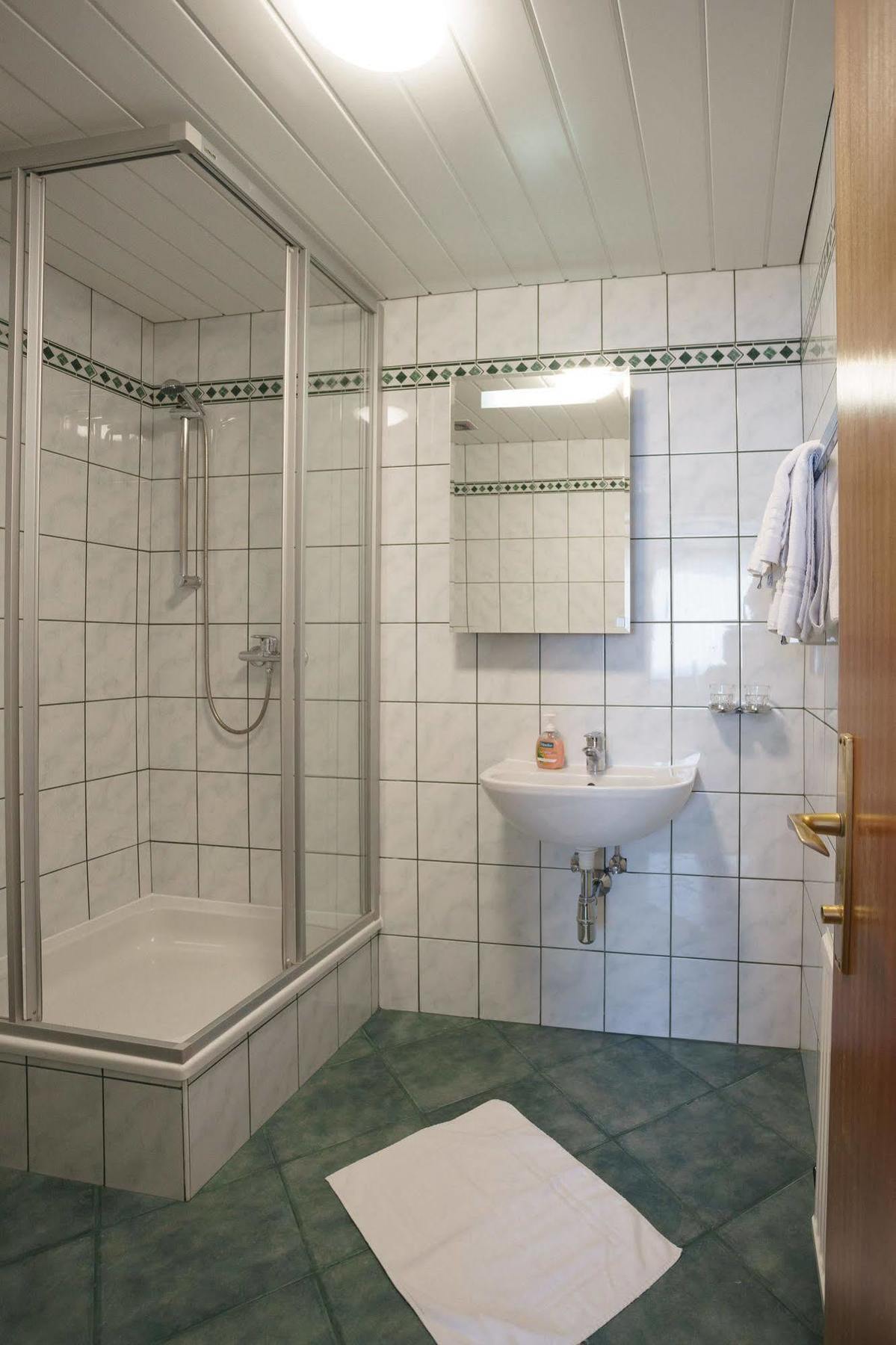 Drei Kreuz - Self Check In Hotel 3*